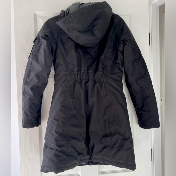 The North Face down coat - Picture 4 of 9
